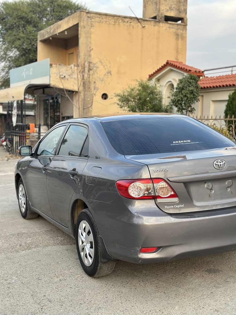 Toyota Corolla GLI 2013 5