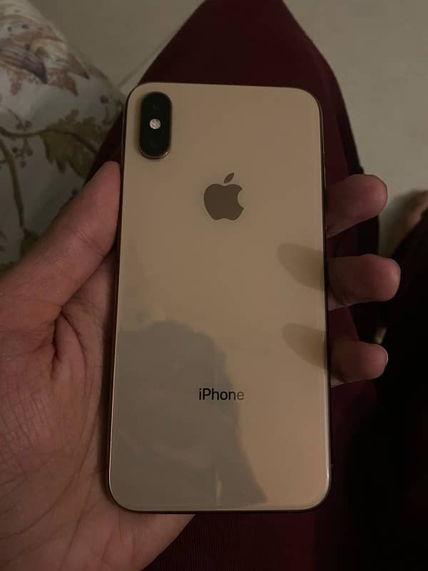 Iphone Xs Gold 64GB Pta Approved 1