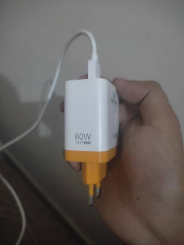 80 watt Fast charger (c)type 1