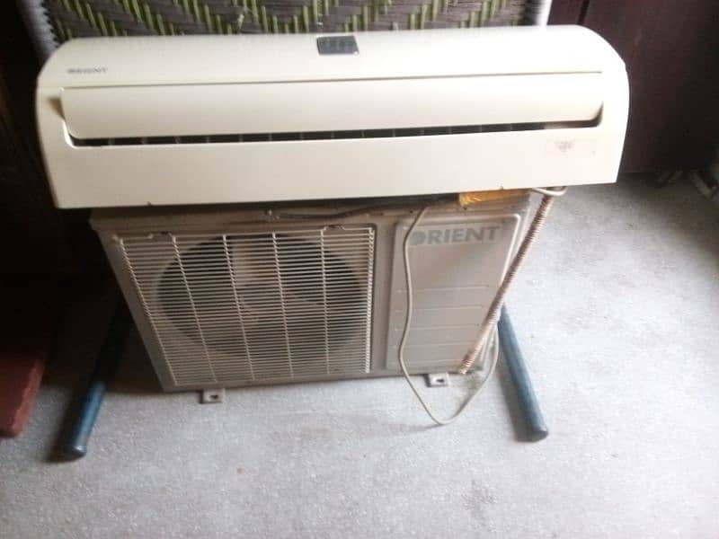 Orient AC In Good condition 1