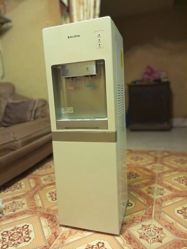 Water dispenser for Sale in Excellent Condition. 0