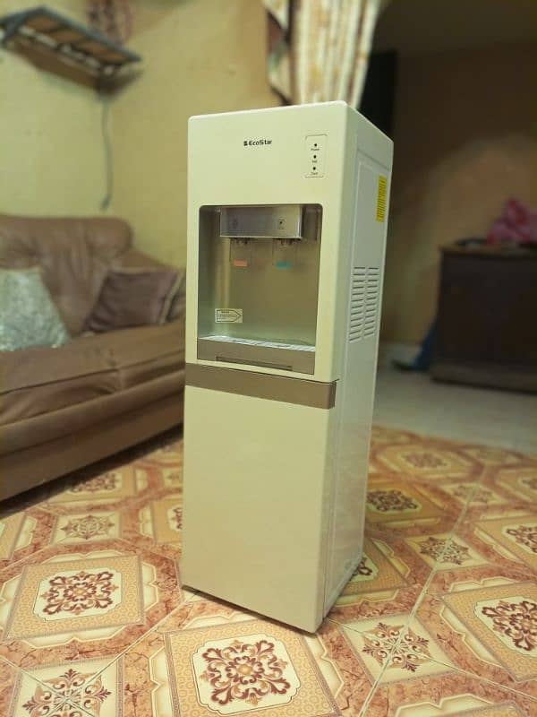 Water dispenser for Sale in Excellent Condition. 1