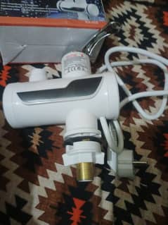 INSTANT ELECTRIC HEATING WATER FAUCET