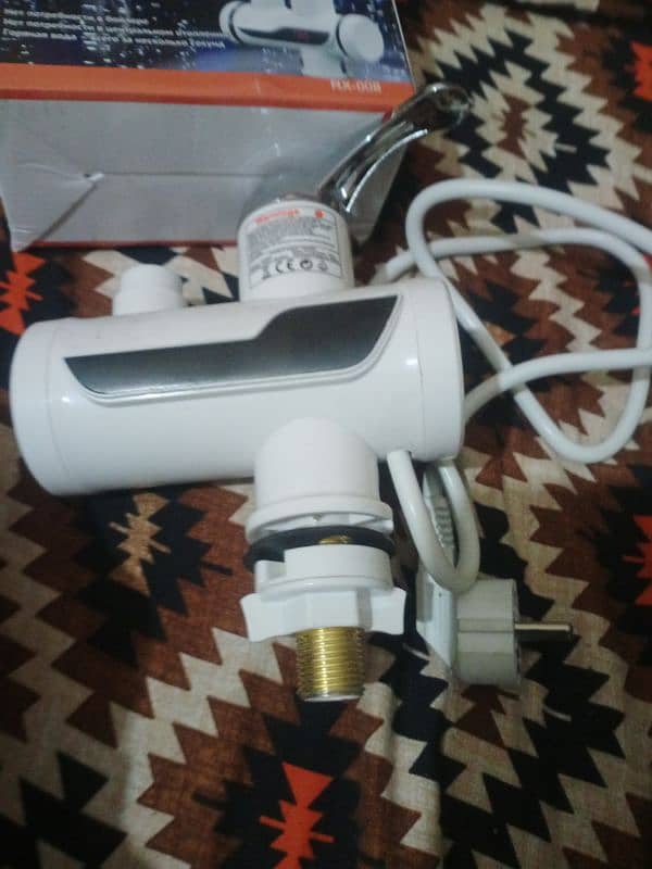 INSTANT ELECTRIC HEATING WATER FAUCET 0