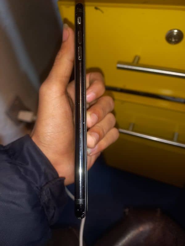 I phone 7 plus pta 2