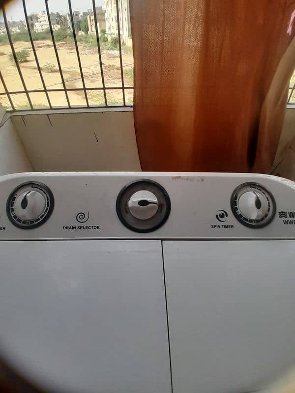 Waves washing machine 10 KG with spinner 1