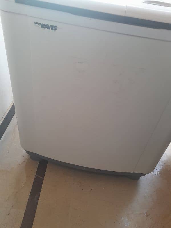 Waves washing machine 10 KG with spinner 8