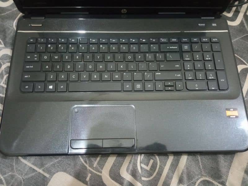 HP AMD A8 LAPTOP 6