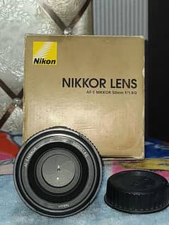 Nikon 50mm 1.8G with box