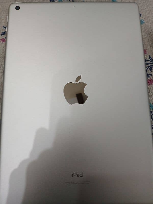 Ipad 9th generation (great condition) 5