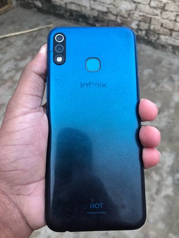 Infinix hot 8 lite 2 32 1