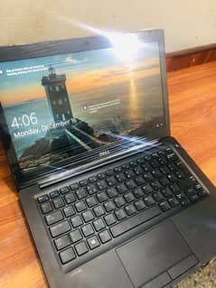 Dell Latitude 7280 Laptop | Core i5 7th Gen