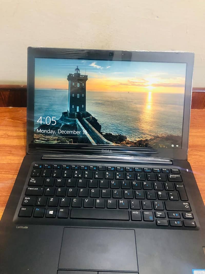 Dell Latitude 7280 Laptop | Core i5 7th Gen 1