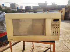 Lg 60 liter microwave oven