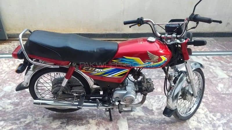 Honda CD70 0