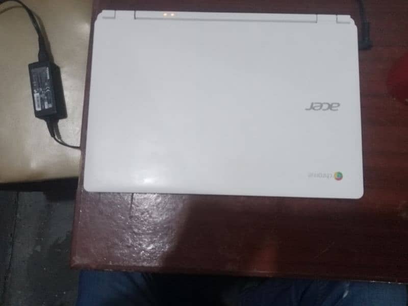 Acer Chromebook 13 CB5-311 12