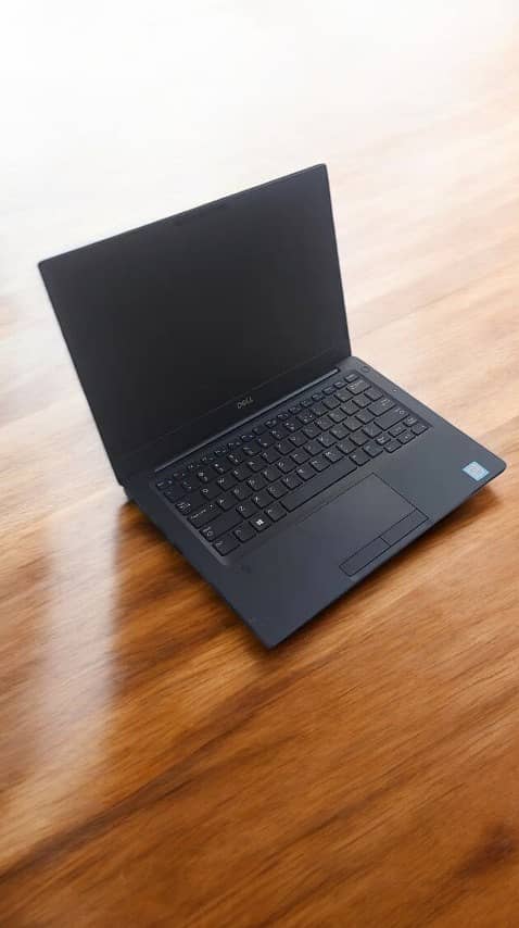 DELL LATITUDE 7390 CORE I5 8th GEN 256 SSD 1