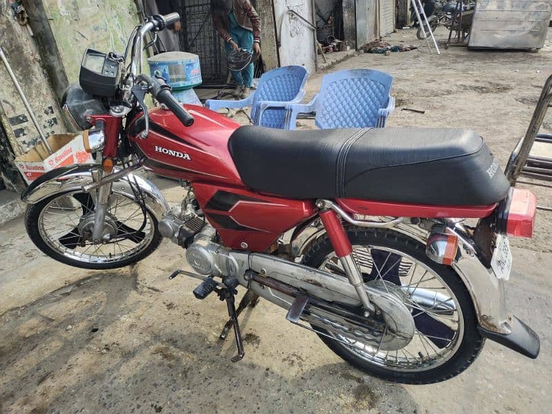 Honda CD 70 3