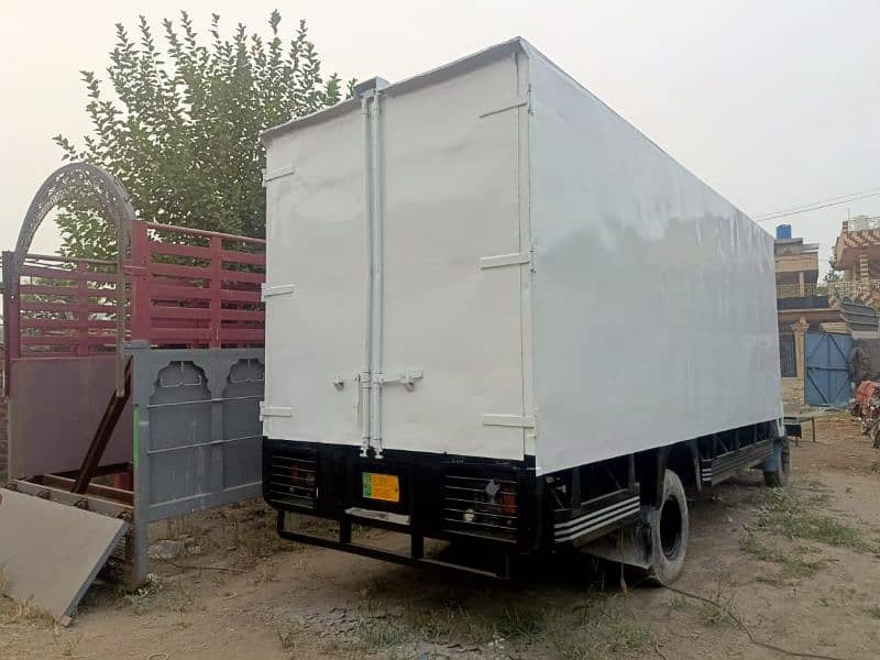 Mazda 3500 20ft Refer Container For Sale 1