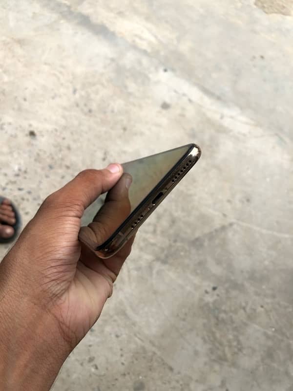 iPhone xs max for sale 7