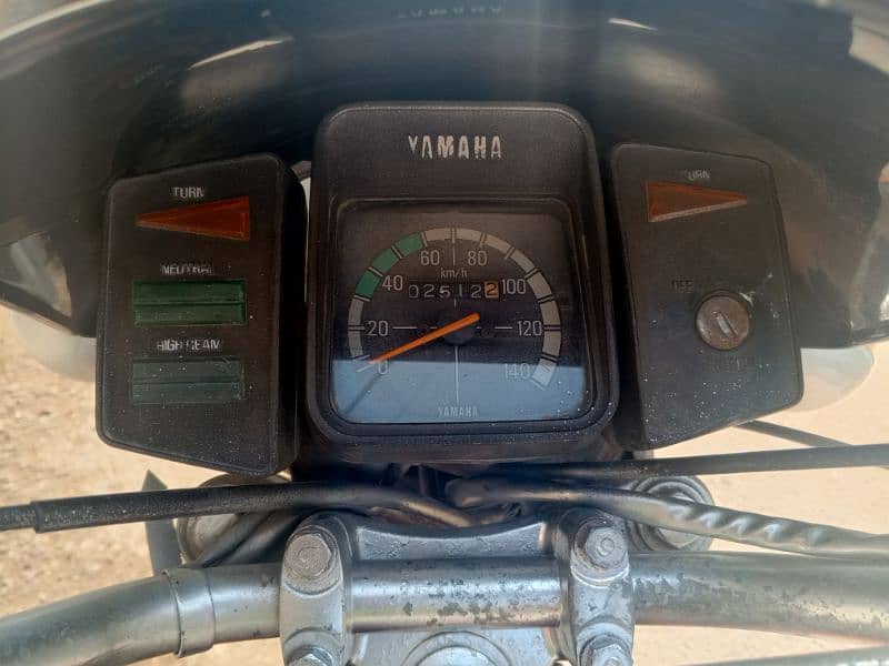 Yamaha 100 6