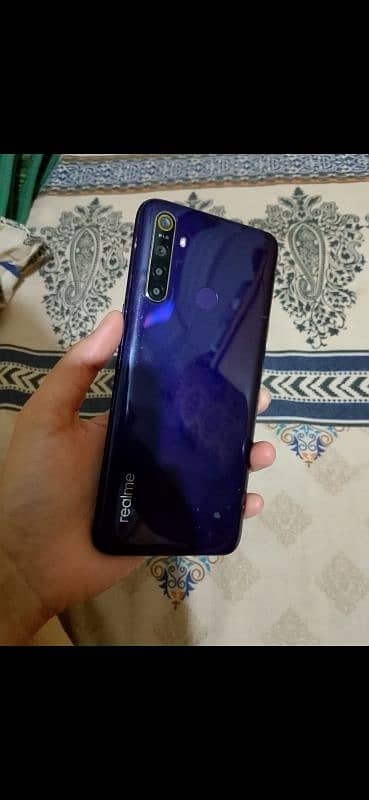 Realme 5 Used Mobile Good Condition best price only for Rs. 16000 2