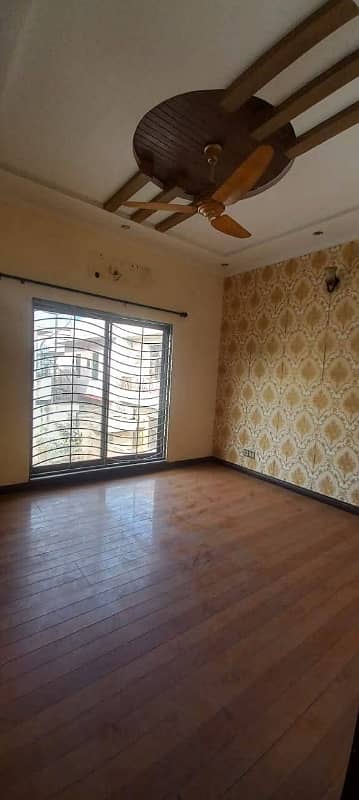 10 Marla Upper Portion For Rent Wapda Town 0