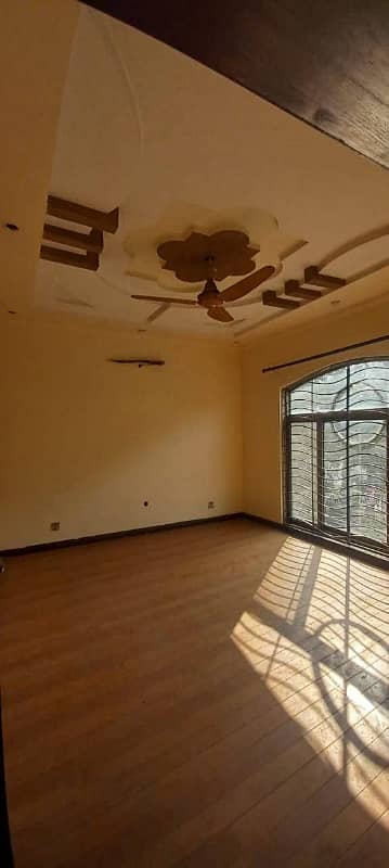 10 Marla Upper Portion For Rent Wapda Town 4