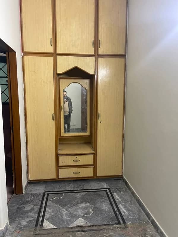 10 Marla Upper Portion For Rent Wapda Town 7