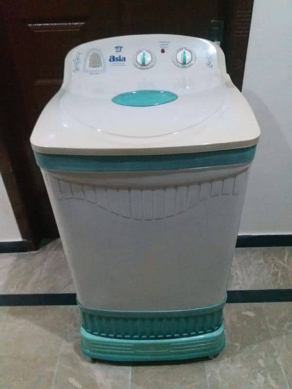 I want to sell my washing machine . Phone no 03125698339 1