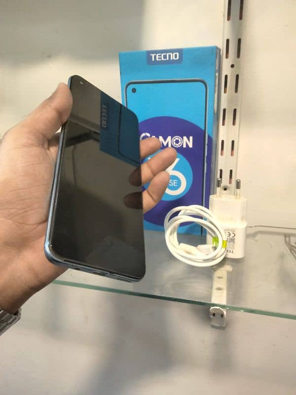 Tecno camon 16SE 6/128 with box & charger 3