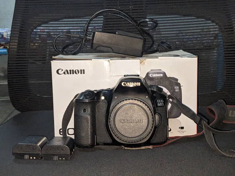 Canon EOS 60D with 18-55mm Kit Lens, and 75-300mm Zoom Lens 8