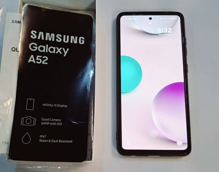 Samsung Galaxy A52  8GB RAM 128GB 3