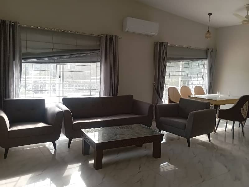 F-7/2. Fully Furnished One Kanal Upper Portion Separate Gate Tiles Flooring Near Rana Market Big Garden 18