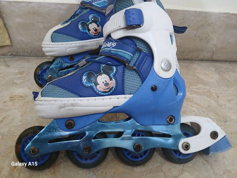 skating shose for kids. 1