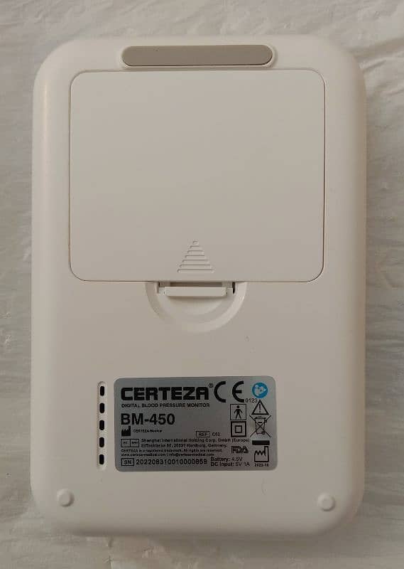 Digital Blood Pressure Monitor certeza BM-450 3