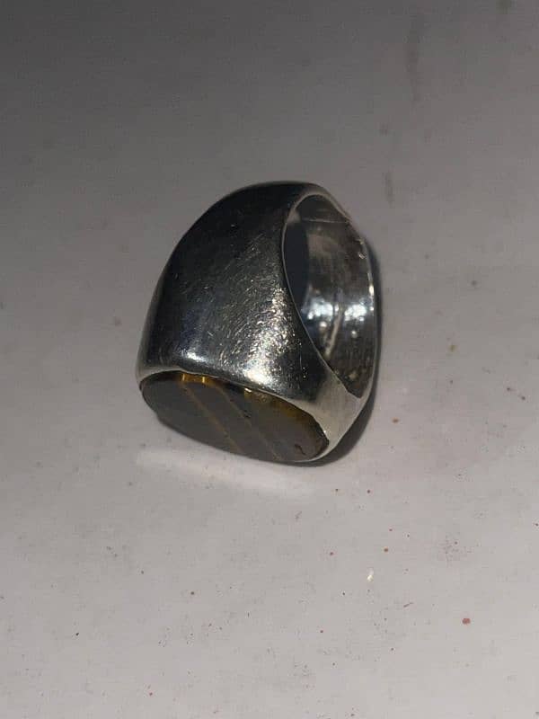 chandi ring Tiger nug original Saudia sa liya  0/3/0/8/6/0/8/3/0/4/7/ 1