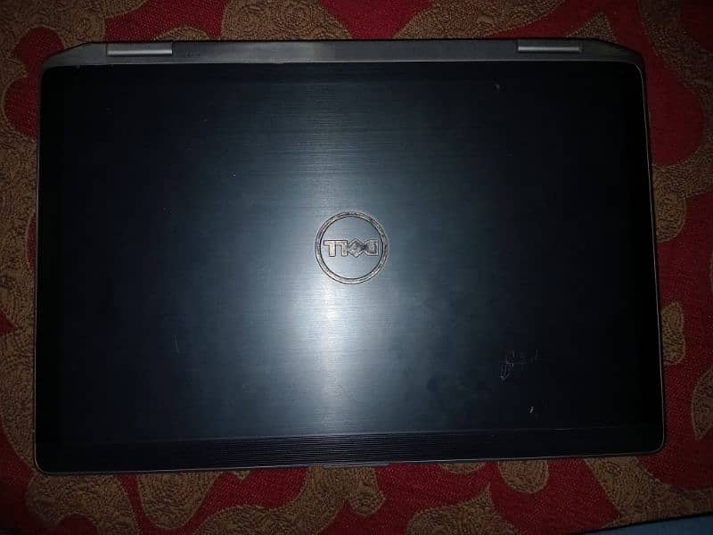 Dell Latitude 2