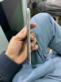 iphone 11 promax 64Gb Pta Approved