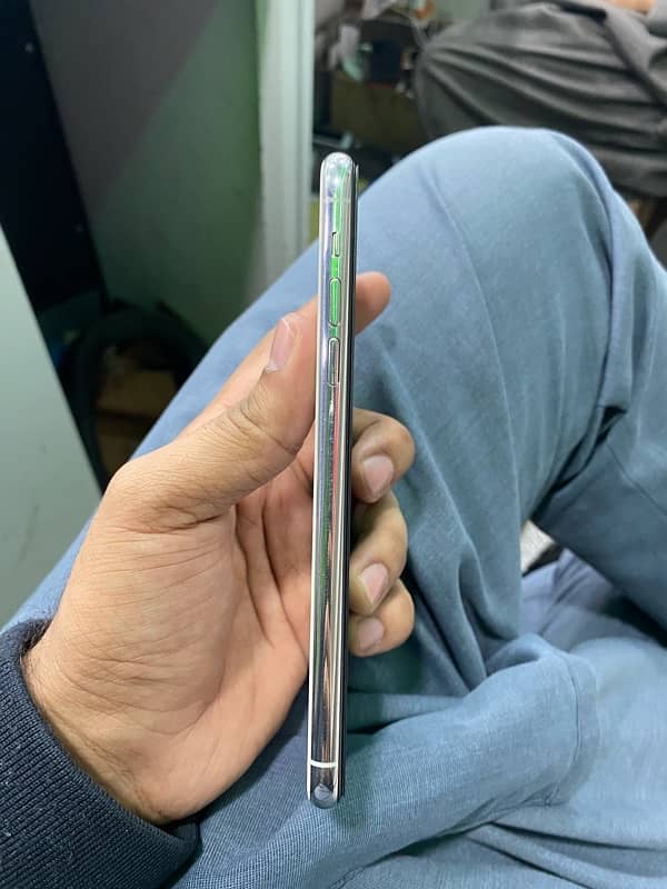 iphone 11 promax 64Gb Pta Approved 2