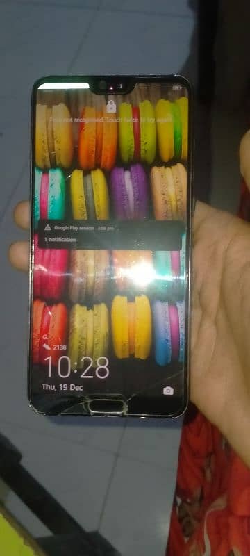 P20 Pro 17,000 WhatsApp only 0/3/2/9/0/2/7/7/7/7/3 1