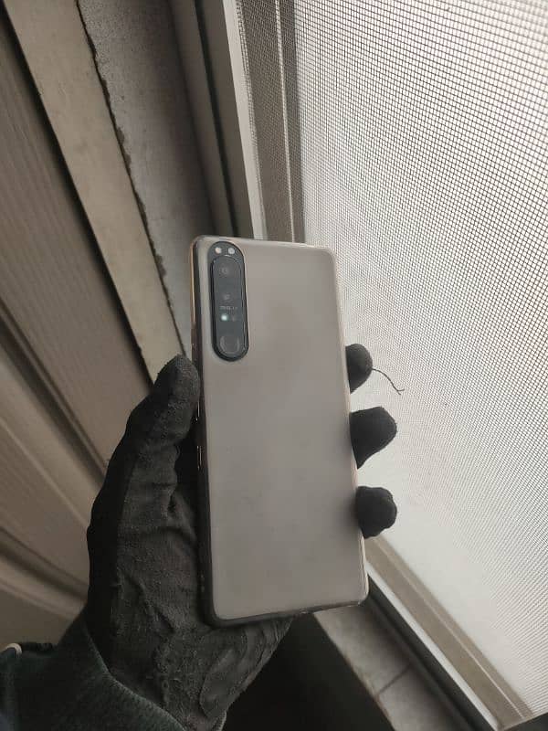 Sony Xperia 1 mark 3 with cover 3