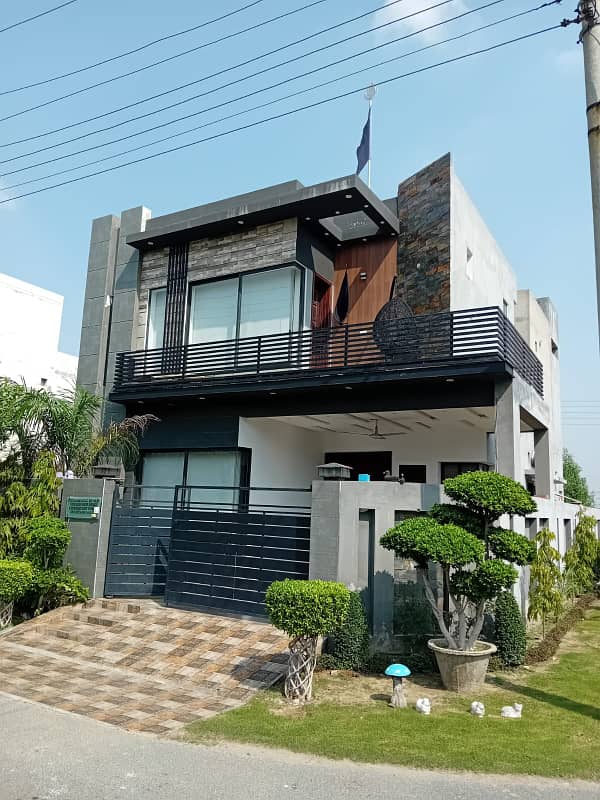 8 marla corner house for sale A block 0