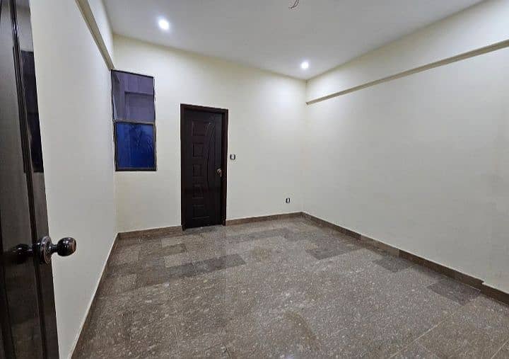 FLAT FOR SALE IN NORTH TOWN EXECUTIVE BLOCK 2