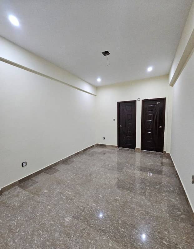 FLAT FOR SALE IN NORTH TOWN EXECUTIVE BLOCK 4