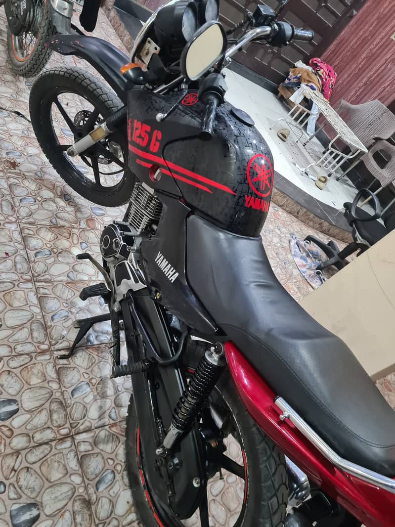 Yamaha  ybr g 125 model 2017 1