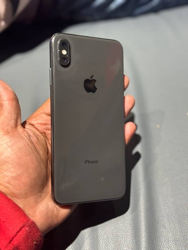 iPhone xs max jv 3