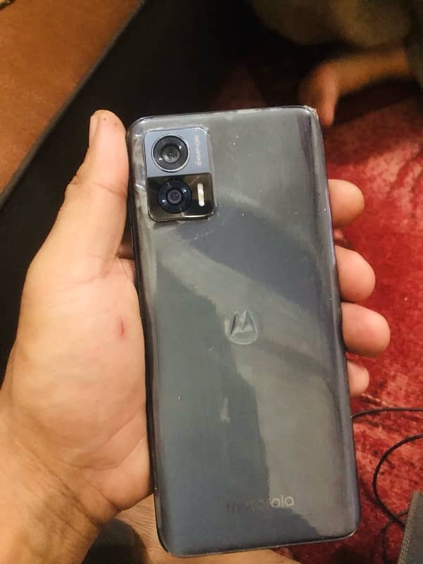 Motorola Edge 30 Neo 3