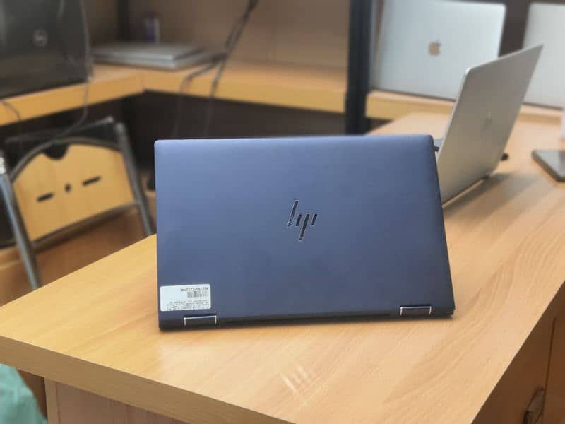 hp Elite Dragonfly G2 - Ci7 11th Gen - 16 GB RAM - 256 GB SSD M2 - 4k 0