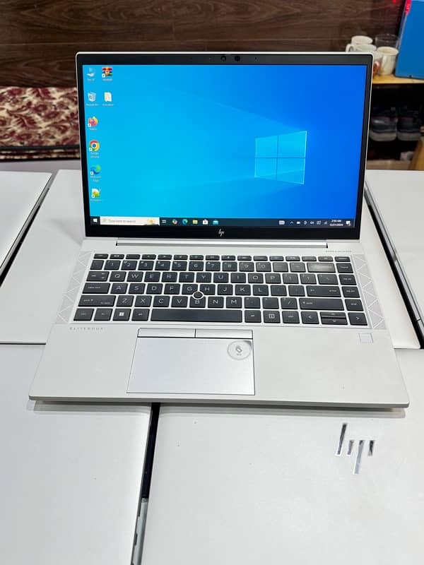 Hp Elitebook 840 G7 core i5 10 generation 8/256 8